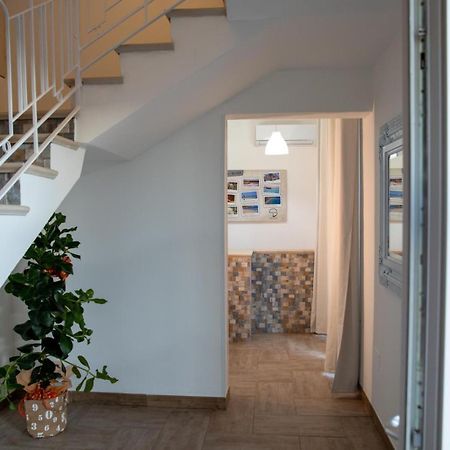 Largo Sicilia B&B 阿沃拉 外观 照片
