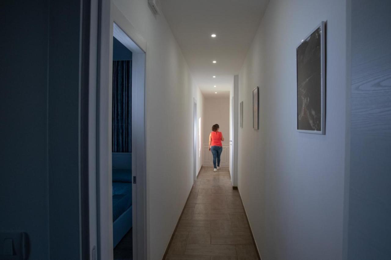 Largo Sicilia B&B 阿沃拉 外观 照片