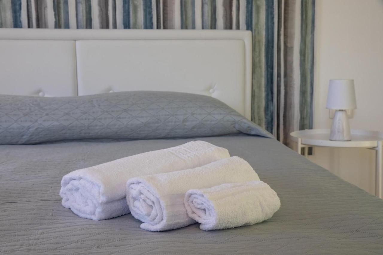 Largo Sicilia B&B 阿沃拉 外观 照片